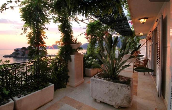 Apartments St Stefan Sveti Stefan Bagian luar foto